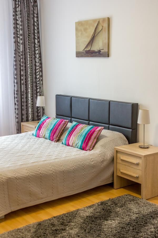 City Apartment Trifoiului Cluj-Napoca Esterno foto